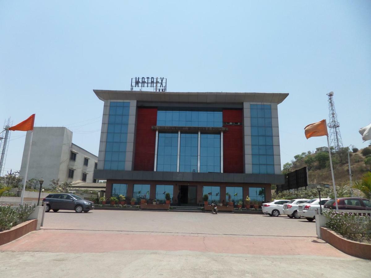 Matrix Inn Pune Exteriör bild