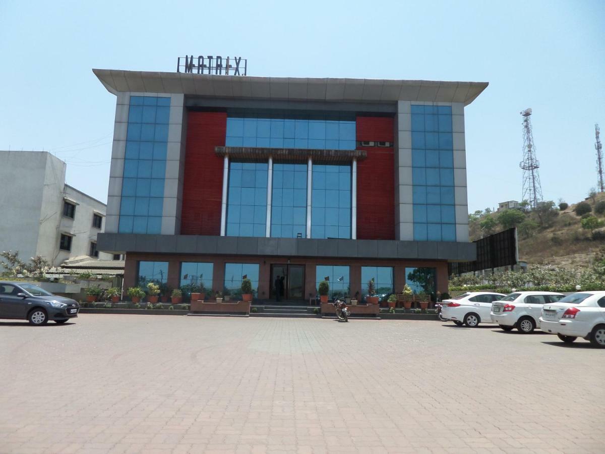 Matrix Inn Pune Exteriör bild